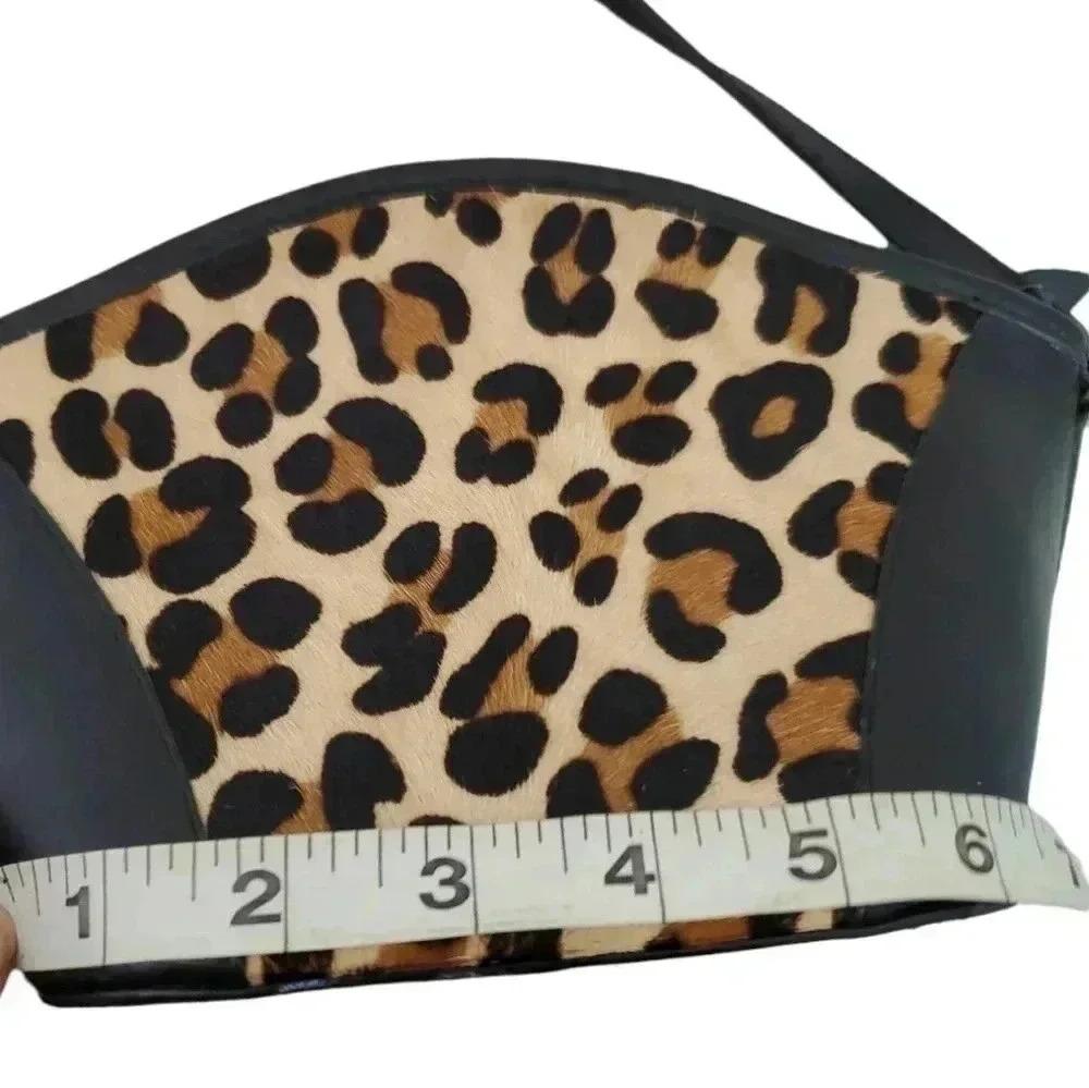 LE Voar Animal hair and natural leather Crossbody vintage bag - Picture 4 of 8